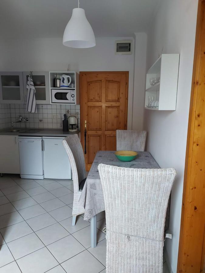 Gabi Apartmanhaz Balatonlelle Exterior foto