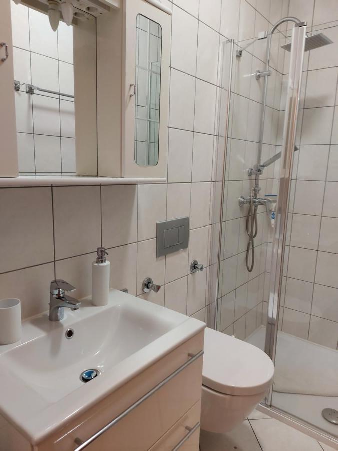 Gabi Apartmanhaz Balatonlelle Exterior foto