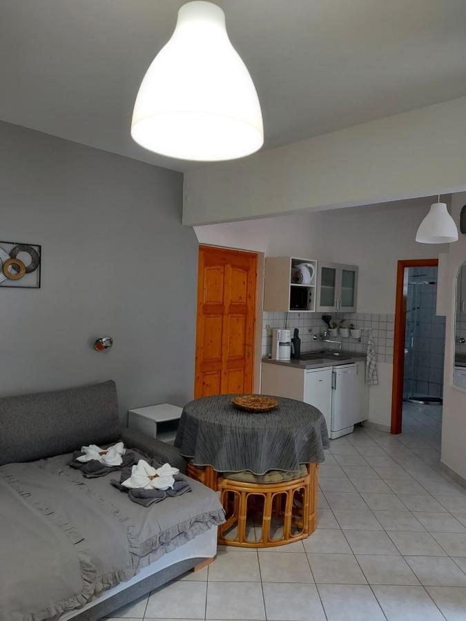 Gabi Apartmanhaz Balatonlelle Exterior foto
