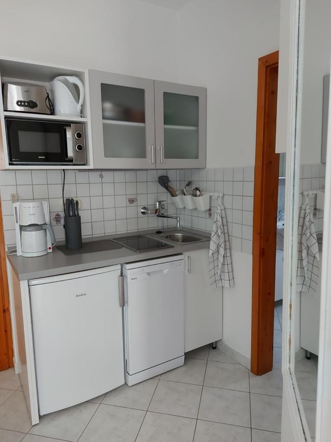 Gabi Apartmanhaz Balatonlelle Exterior foto